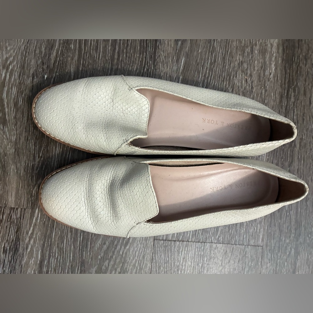 Preston & York Cream Textured Loafers